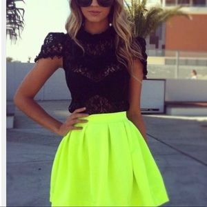 Neon yellow mini skater skirt